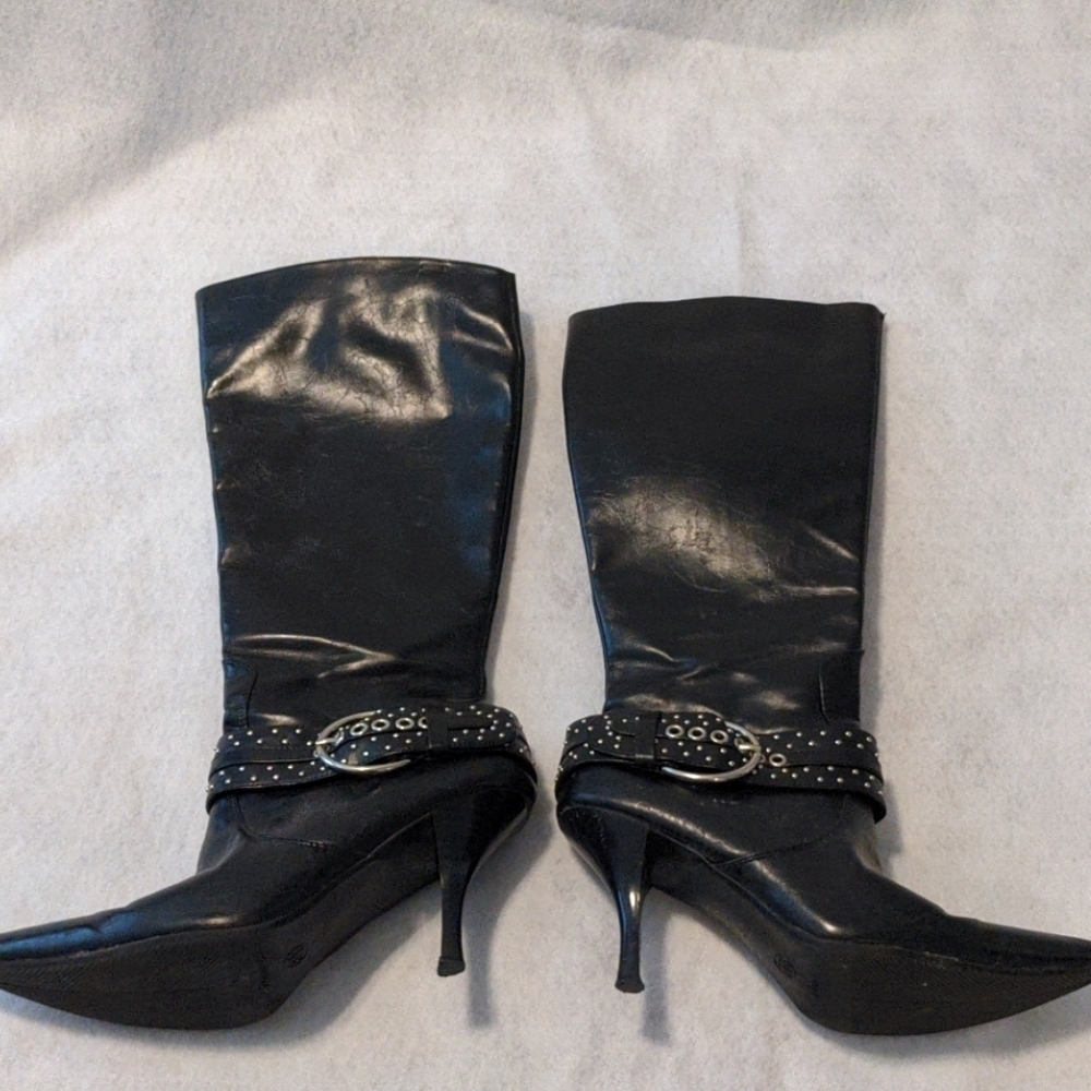 Black Boots